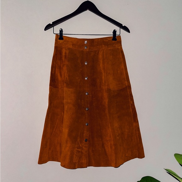 Vintage Suede Two-Piece Set - Picture 3 of 3